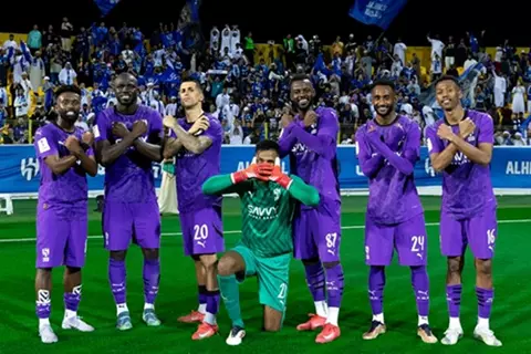 الهلال يستعيد محترفه المصاب وغياب الحمدان قبل لقاء الخليج